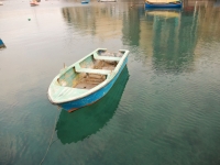 Лодка в Сент Джулианс бэй