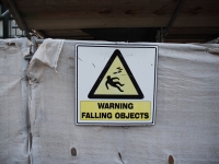 Осторожно, падающие люди
