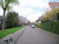 Еще один типичный, но более дорогой квартал в Роттердаме