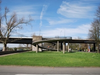 Спиральный подъем на мост в Дюссельдорфе